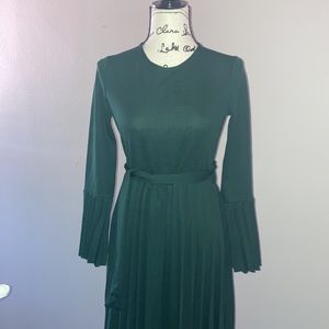 Long sleeve dark hunter green belted dress